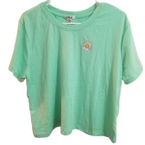Love Streak Daisy Cropped Tee Women's Size XL
